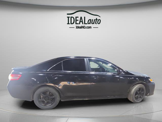 Used 2011 Toyota Camry XLE w/ XLE Extra-Value Pkg #1 image 10