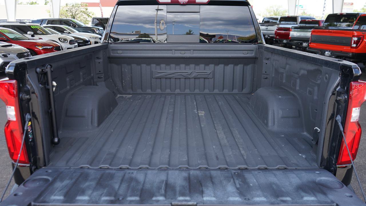 Used 2023 Chevrolet Silverado 1500 ZR2 w/ Technology Package AWD/4WD image 28