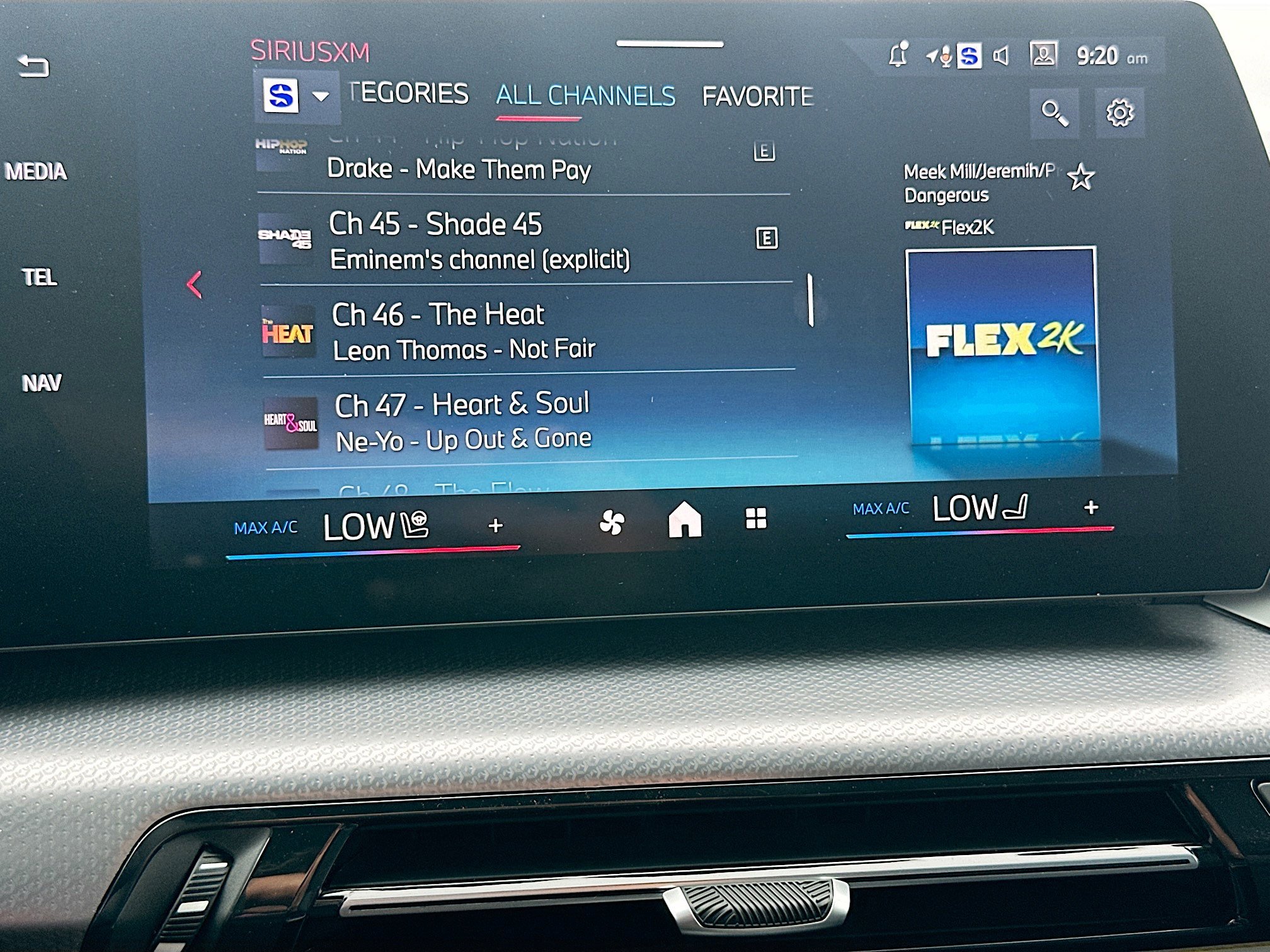New 2026 BMW X1 M35i w/ Technology Package AWD/4WD image 12