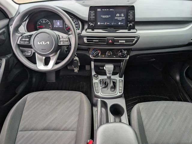 Used 2023 Kia Seltos LX AWD/4WD image 9