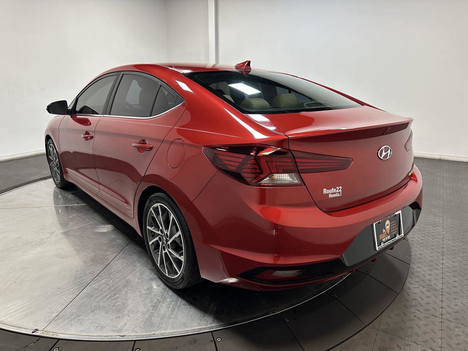 Used 2019 Hyundai Elantra Limited image 9