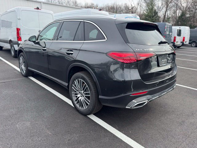 Used 2026 Mercedes-Benz GLC 300 4MATIC image 5