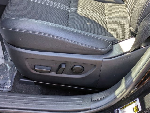 Used 2025 MAZDA CX-50 AWD 2.5 S w/ Premium Package image 15