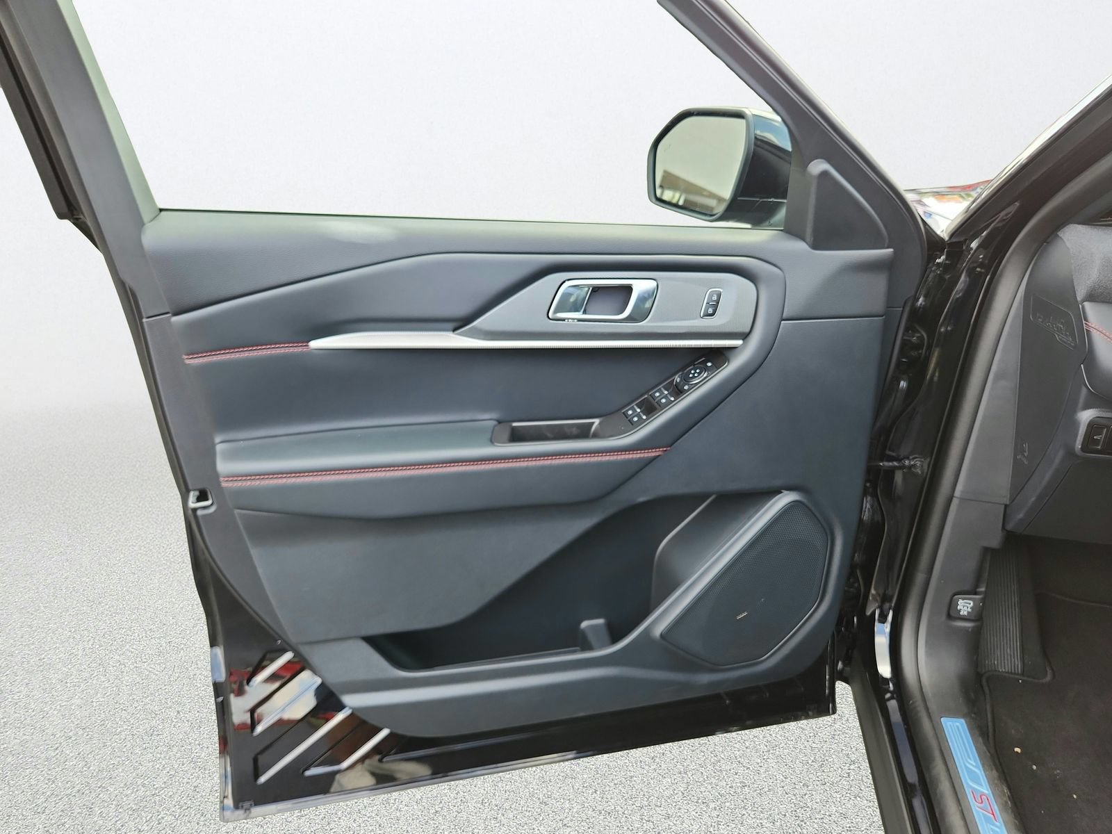 New 2026 Ford Explorer ST-Line AWD/4WD image 23