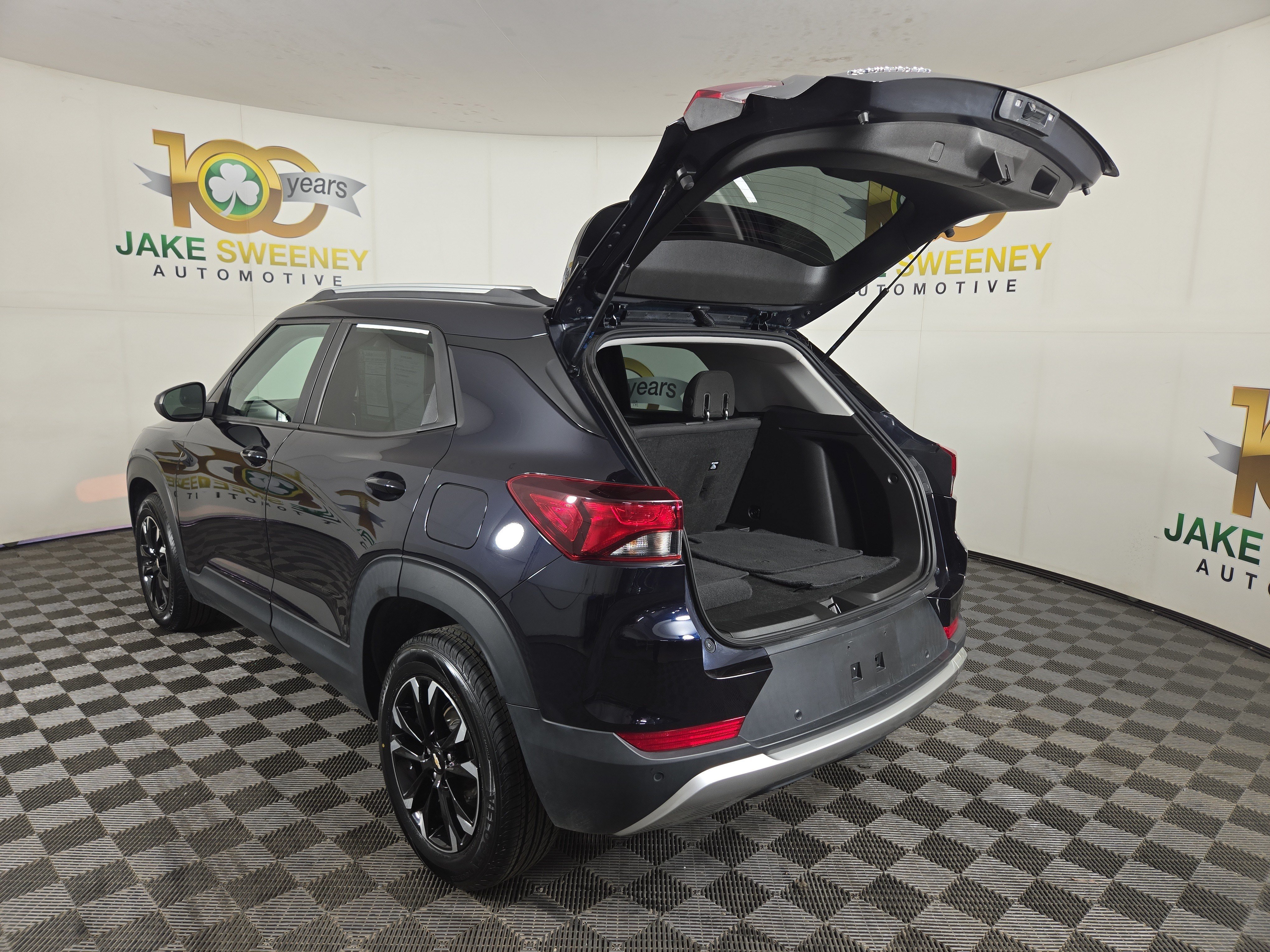 Used 2021 Chevrolet TrailBlazer LT w/ Convenience Package FWD image 30