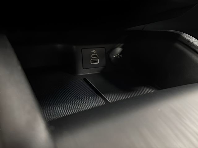 Used 2024 Ford Escape ST-Line image 31