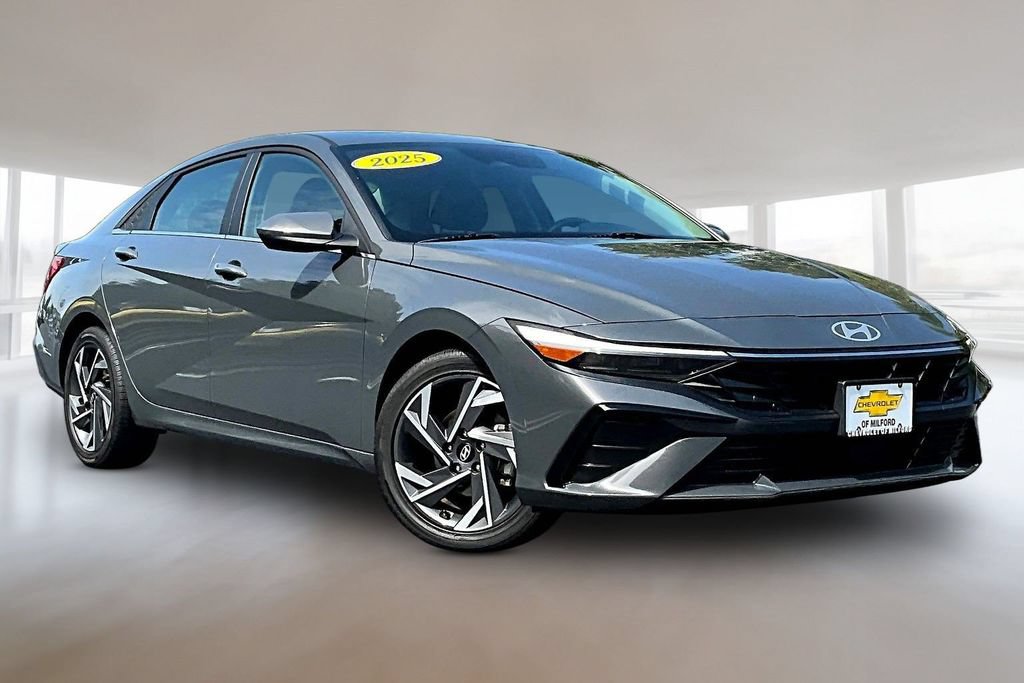 Used 2025 Hyundai Elantra SEL