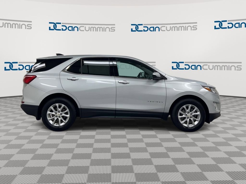 Used 2020 Chevrolet Equinox LT w/ Driver Convenience Package image 9