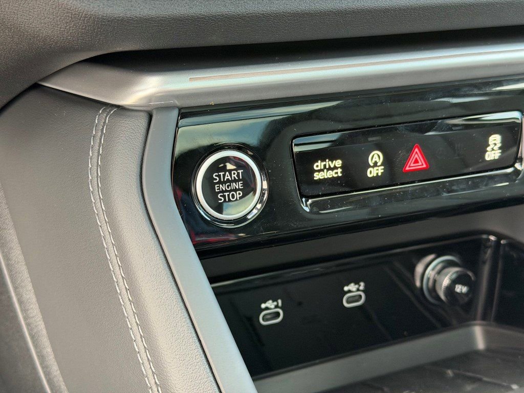 New 2025 Audi Q5 2.0T Premium Plus image 25