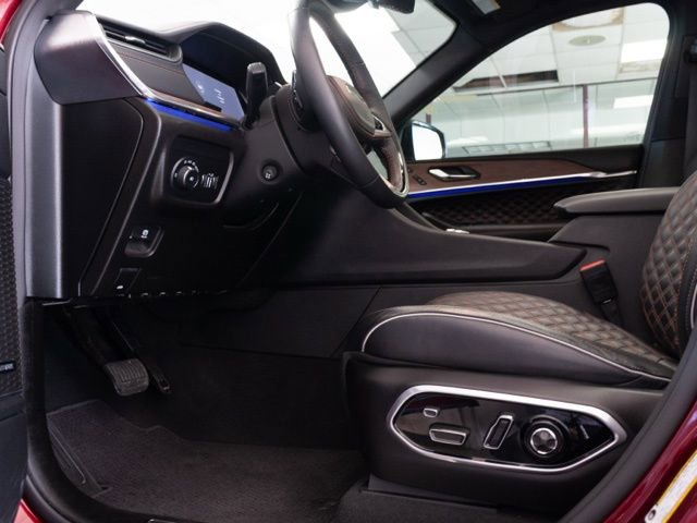 Certified 2024 Jeep Grand Cherokee Summit w/ Adv Protech Group IV image 8