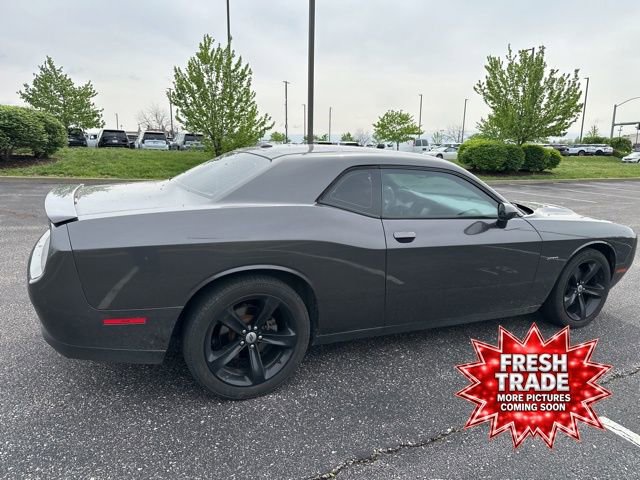 Used 2017 Dodge Challenger R/T image 6