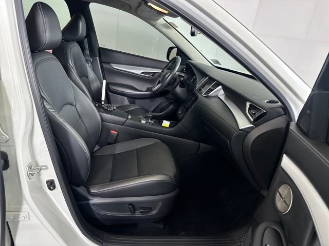 Used 2021 INFINITI QX50 Essential image 26