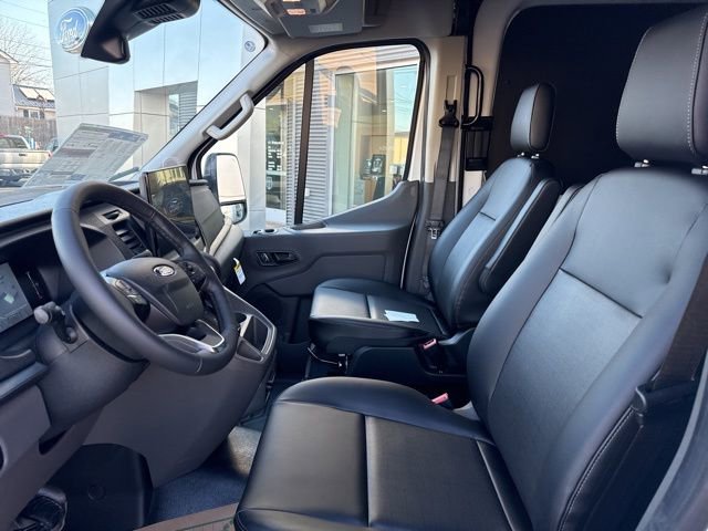 New 2026 Ford Transit 250 148 Medium Roof Extended AWD w/ Load Area Protection Package image 15