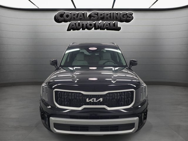 Certified 2024 Kia Telluride EX FWD image 2