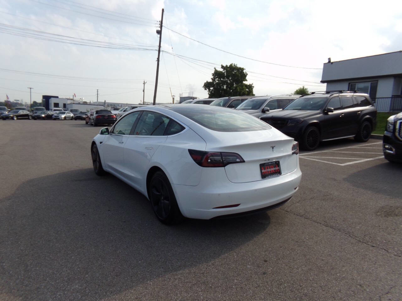 Used 2020 Tesla Model 3 Standard Range Plus image 8