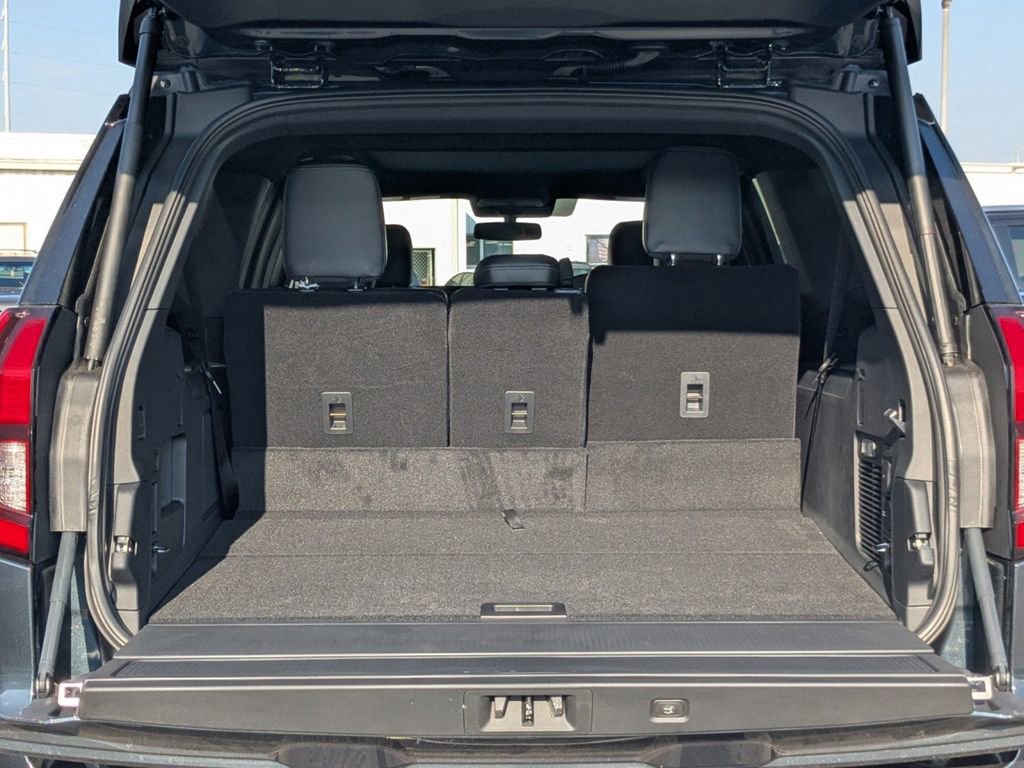 New 2025 Ford Expedition Max Platinum w/ Stealth Performance Package image 13