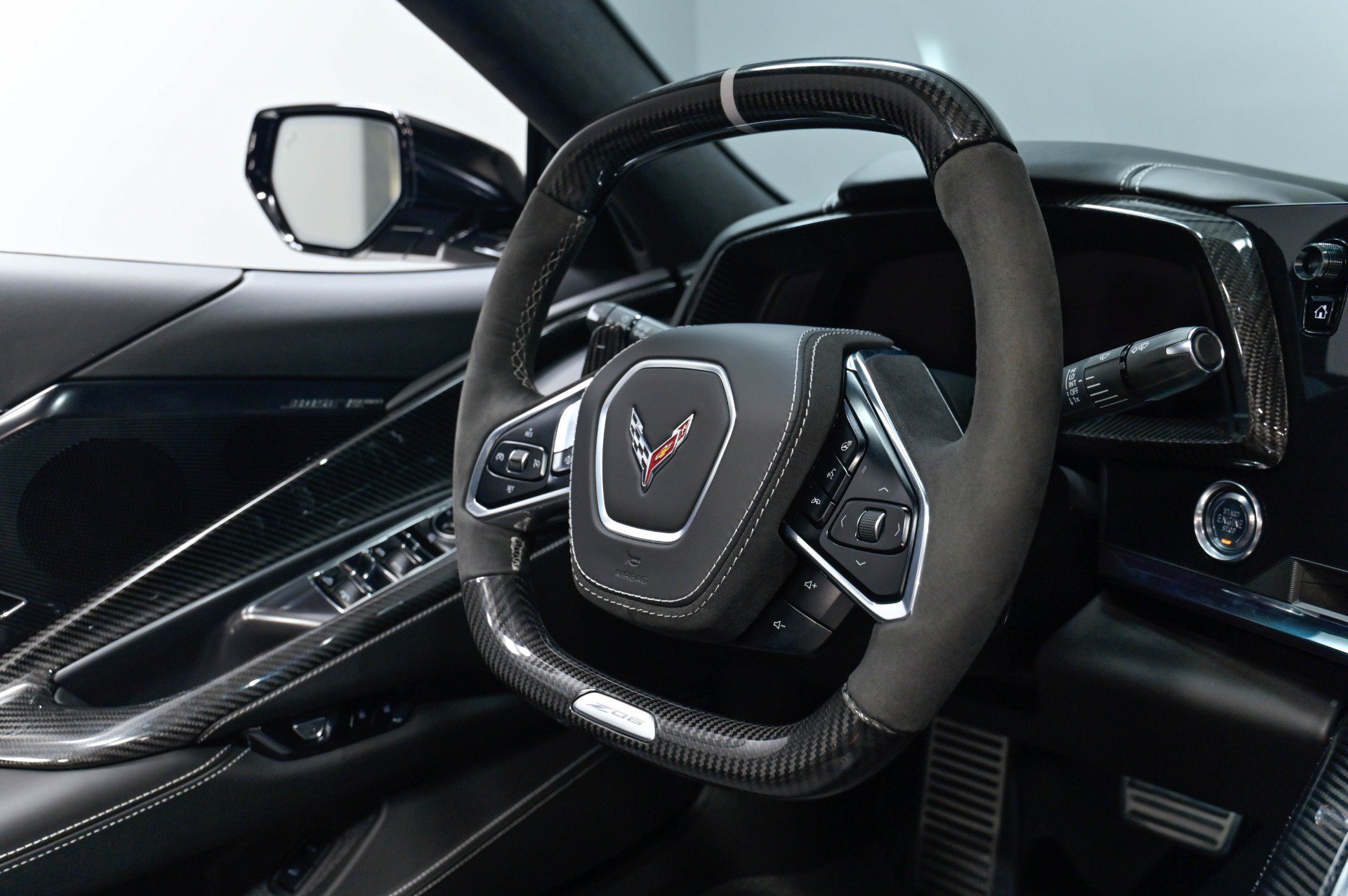 Used 2025 Chevrolet Corvette Z06 RWD image 42