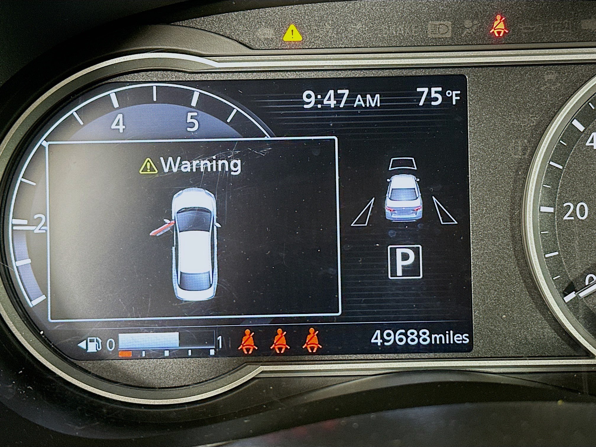 Used 2025 Nissan Versa SV FWD image 19