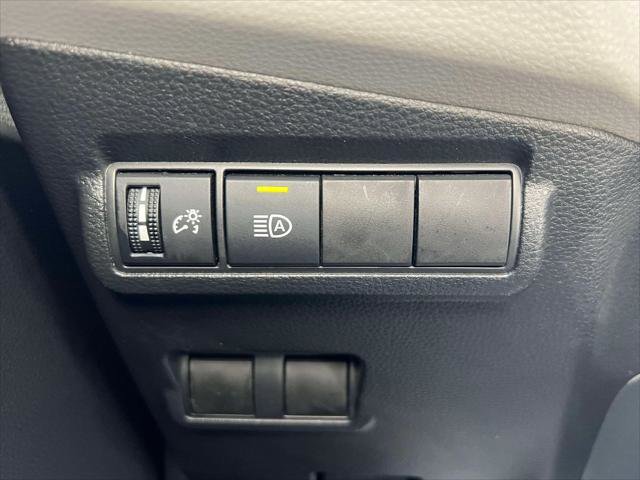 Certified 2023 Toyota Corolla Cross L image 21