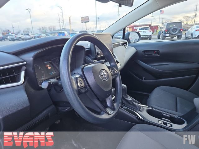Used 2023 Toyota Corolla LE image 19
