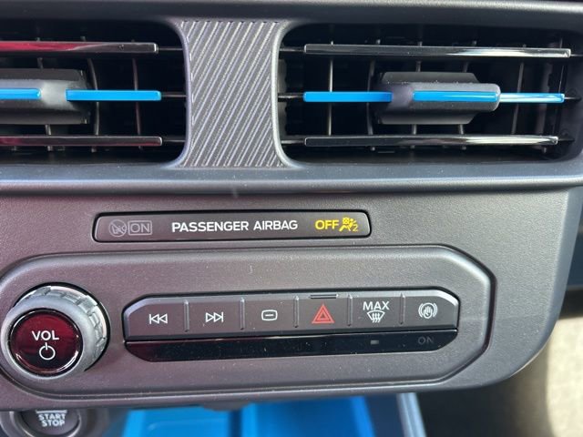 New 2025 Ford Maverick XLT w/ XLT Luxury Package image 18