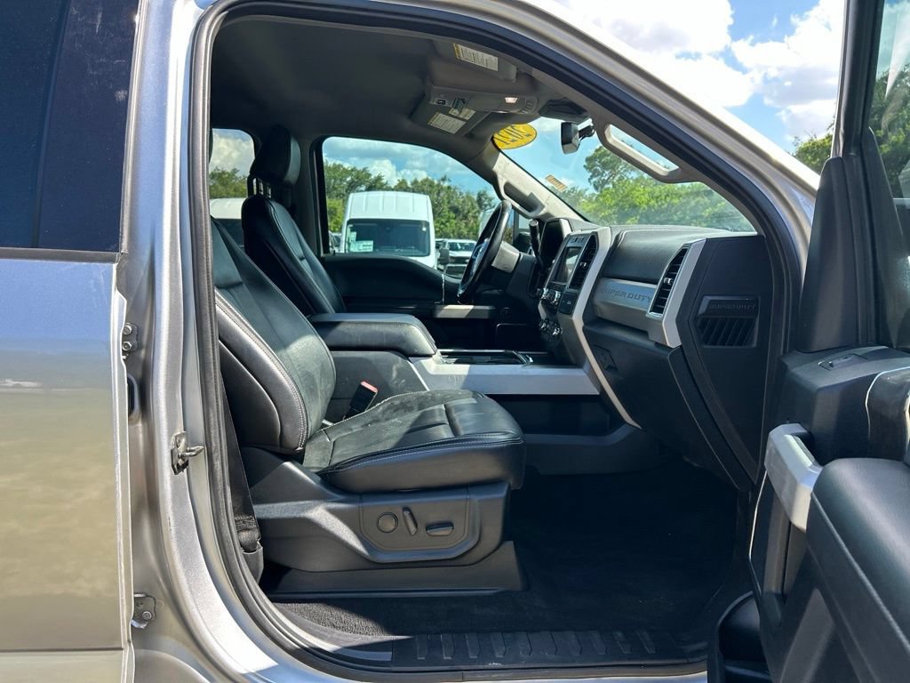 Used 2021 Ford F250 Lariat w/ Lariat Ultimate Package AWD/4WD image 34