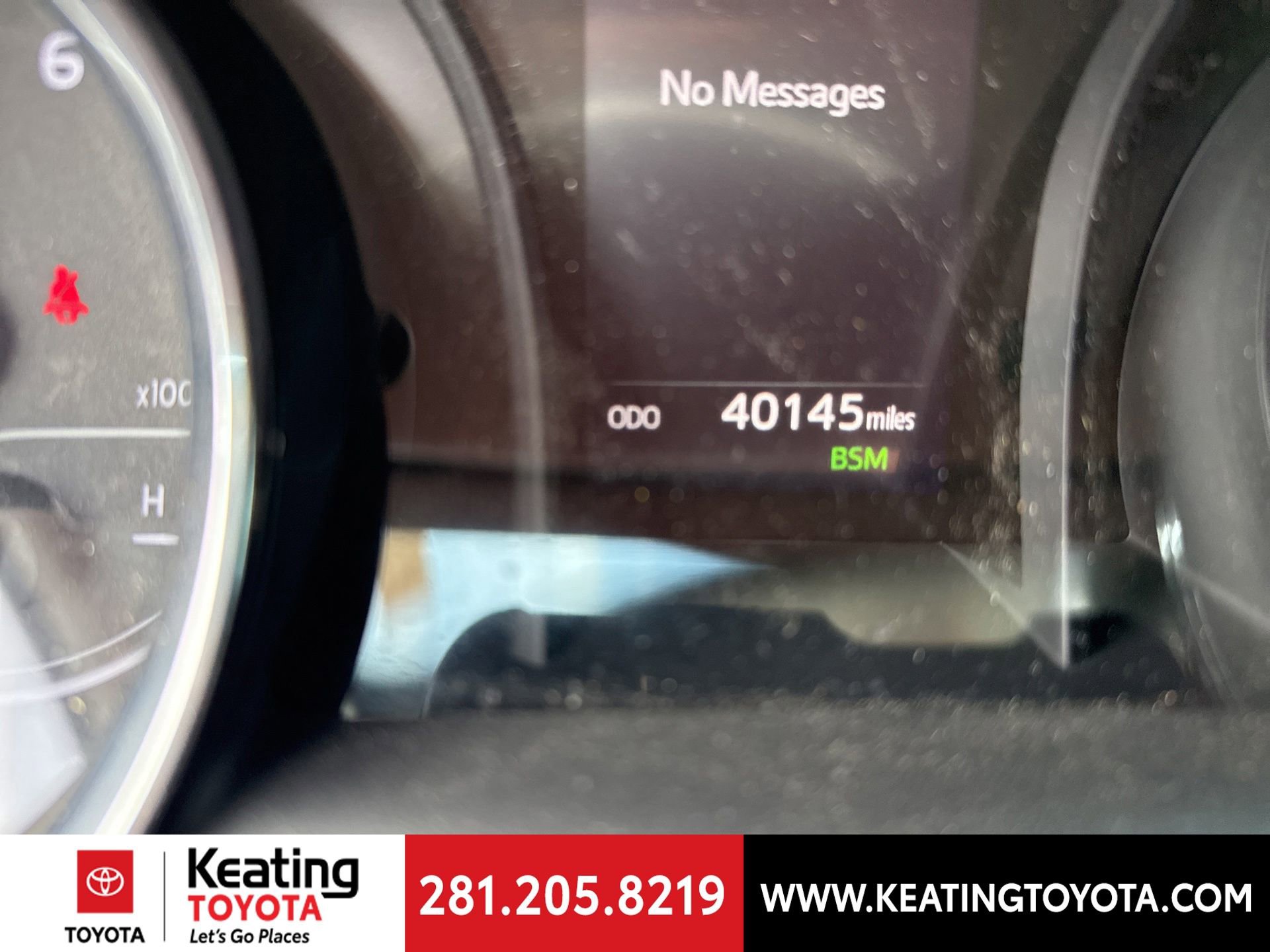 Used 2020 Toyota Camry SE w/ Convenience Package FWD image 17