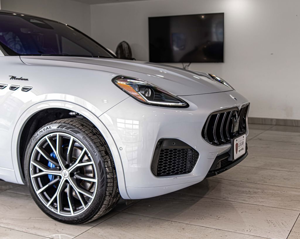 Used 2023 Maserati Grecale Modena image 3