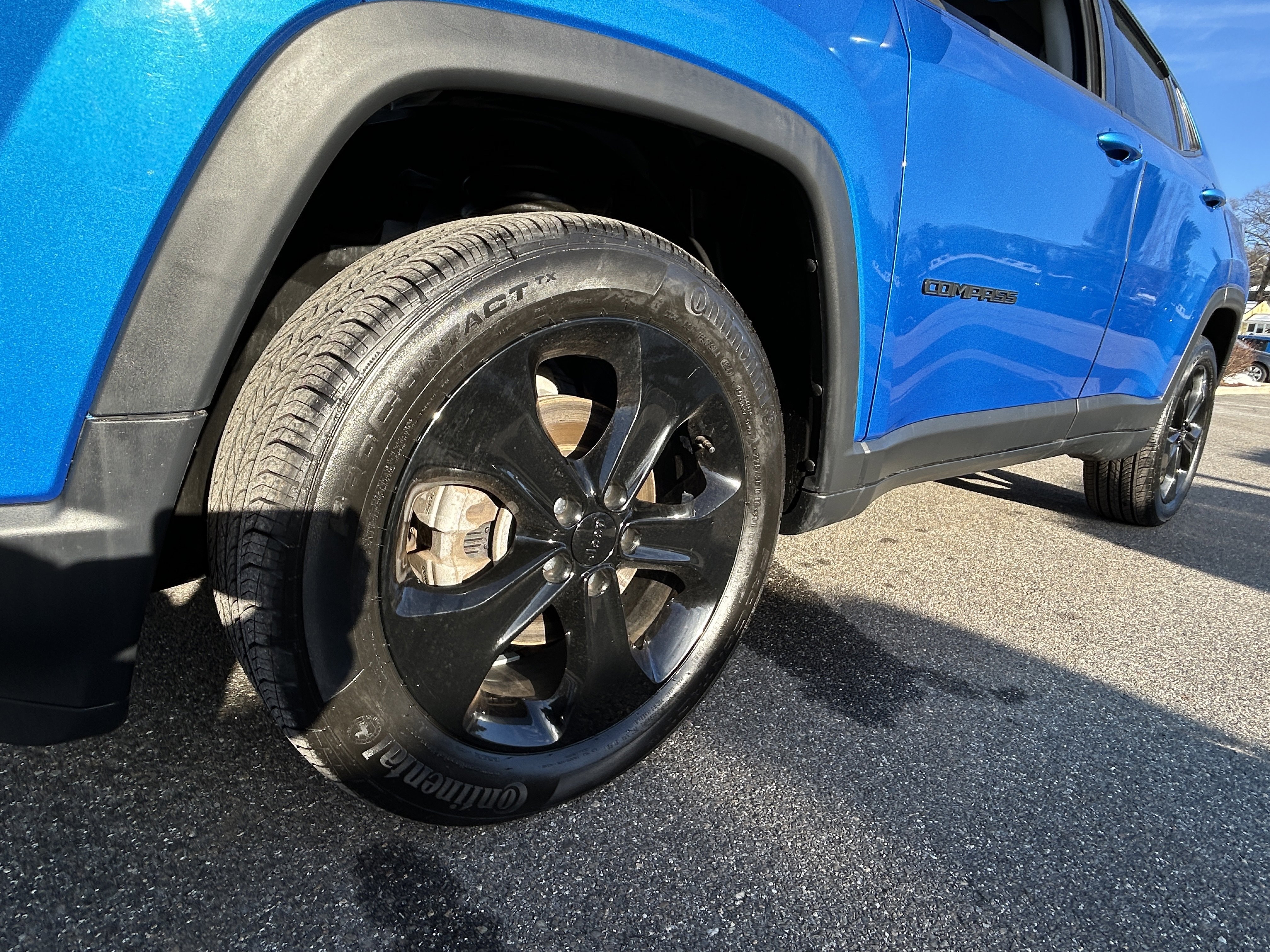 Used 2020 Jeep Compass Latitude AWD/4WD image 18