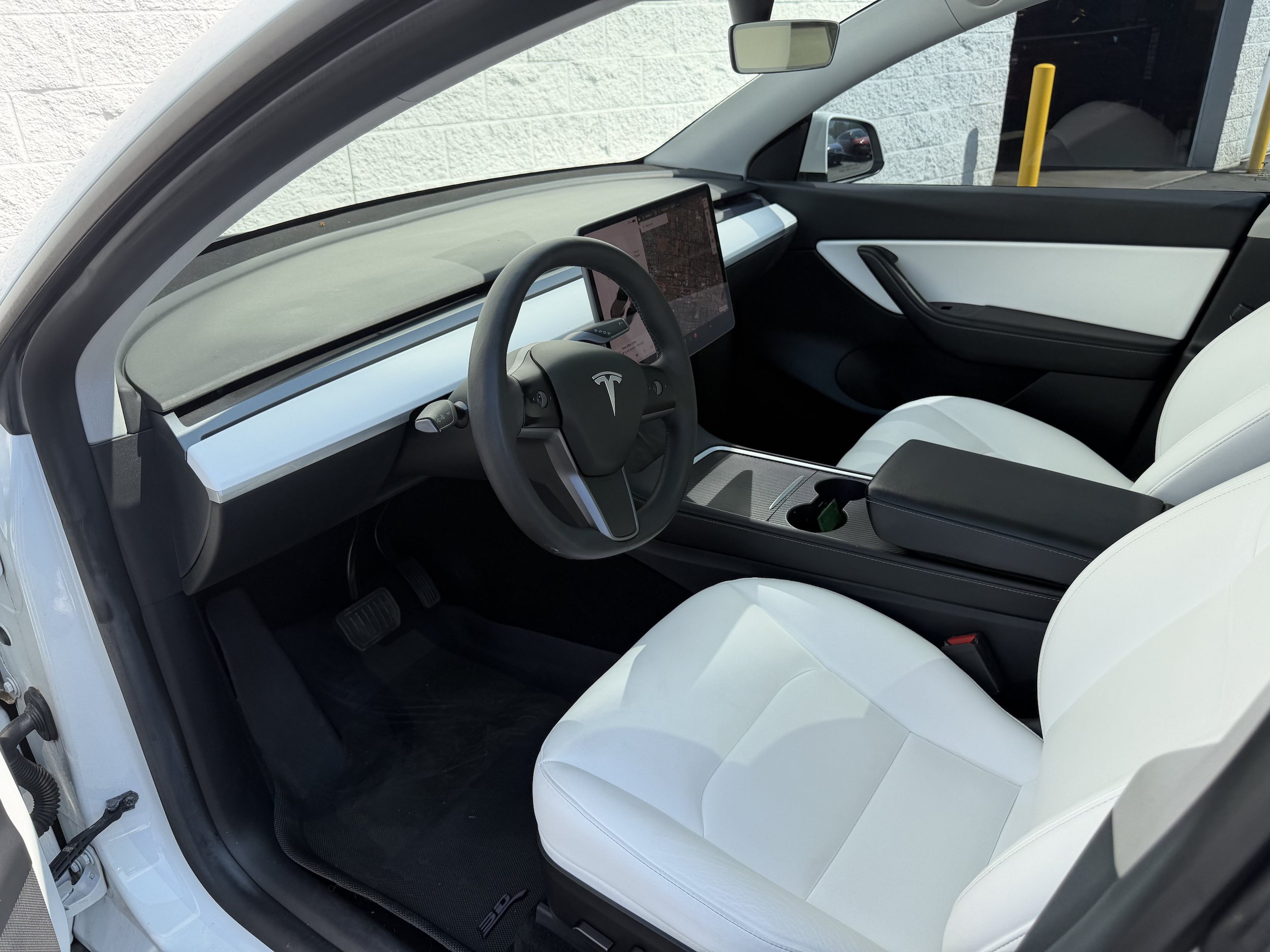 Used 2021 Tesla Model Y Long Range AWD/4WD image 9