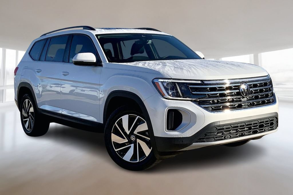Used 2026 Volkswagen Atlas SE AWD/4WD image 2