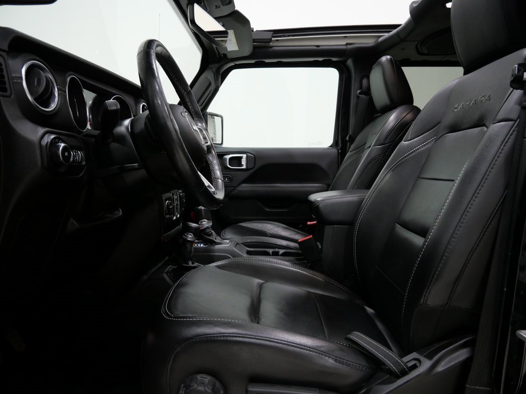 Used 2019 Jeep Wrangler Unlimited Sahara image 13