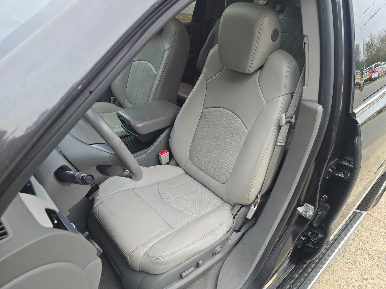 Used 2017 Chevrolet Traverse Premier w/ LPO, 'HIT The Road' Package image 10