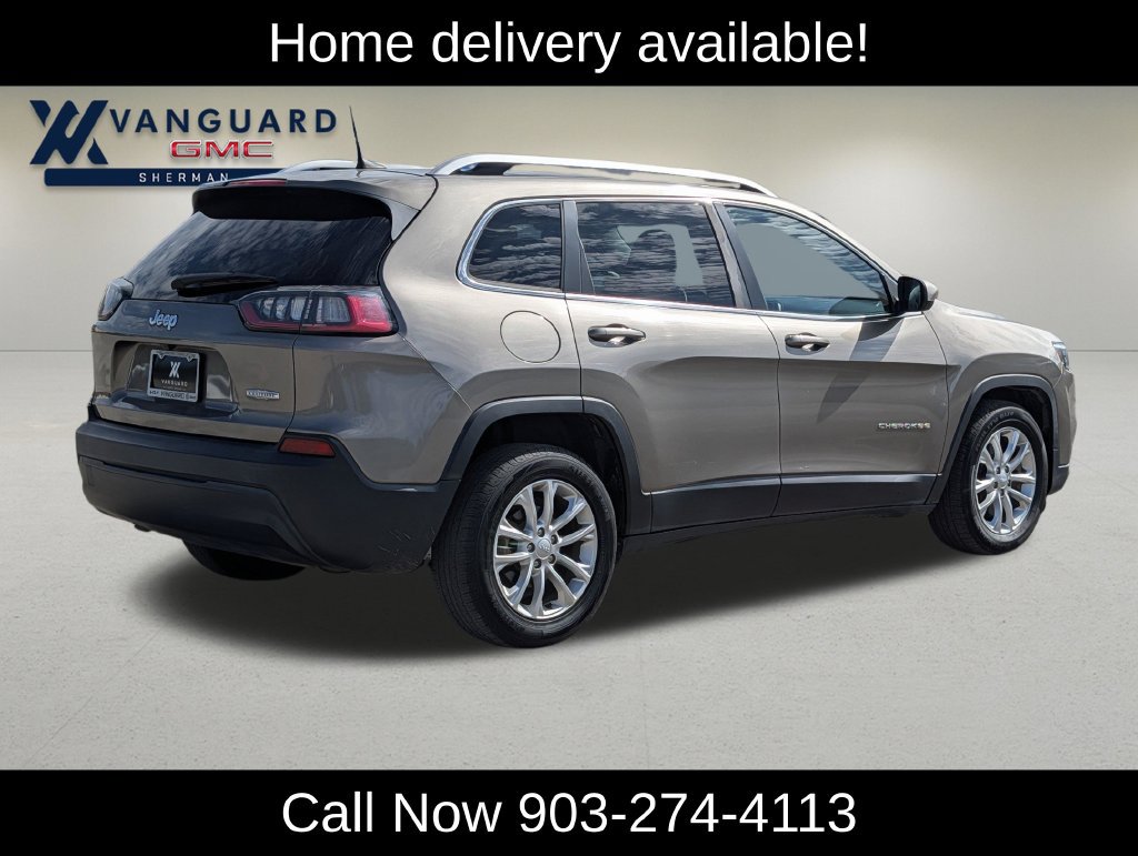 Used 2019 Jeep Cherokee Latitude w/ Cold Weather Group FWD image 8