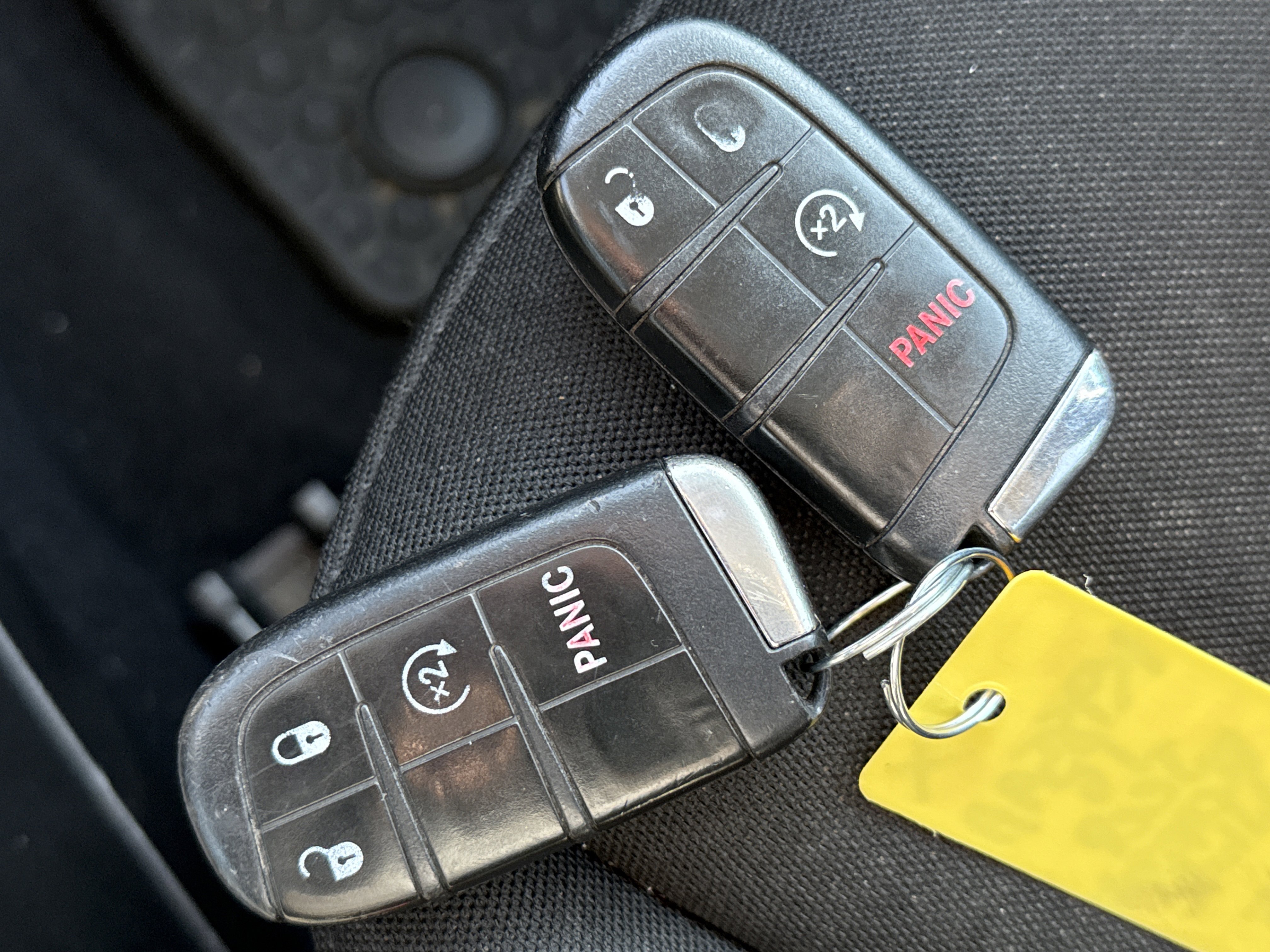 Used 2016 Jeep Renegade Latitude w/ Cold Weather Group image 28