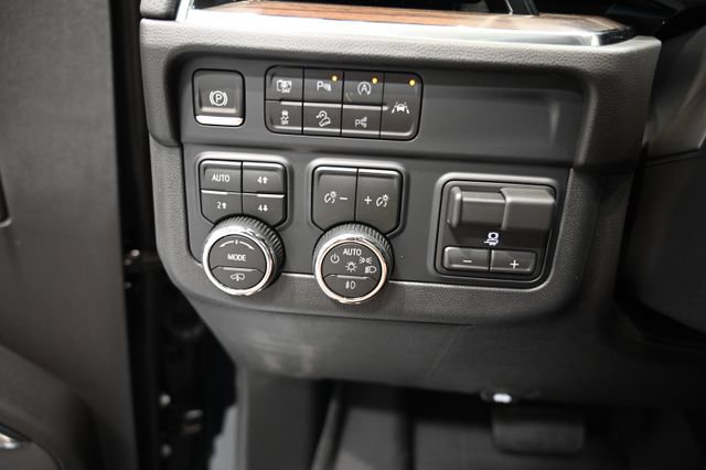 New 2026 Chevrolet Tahoe High Country AWD/4WD image 29