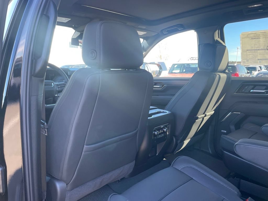 New 2026 GMC Yukon XL Denali w/ Sun & Power Step Package AWD/4WD image 22