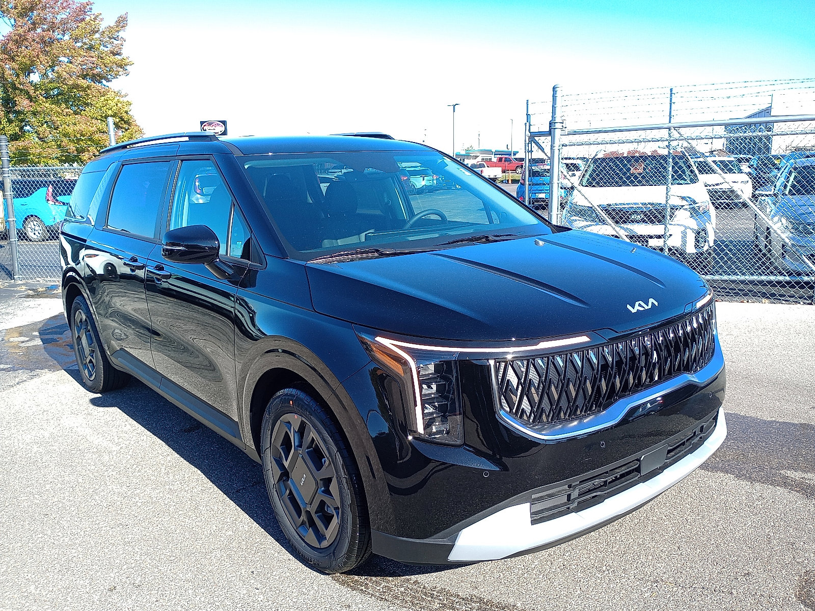 New 2026 Kia Carnival EX