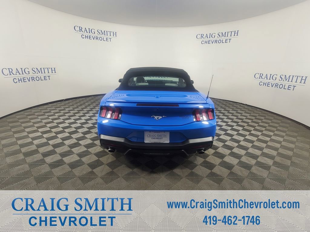 Used 2024 Ford Mustang Premium image 4