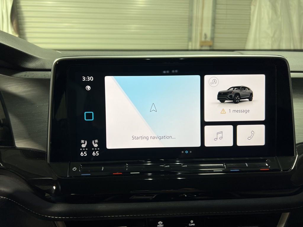 Used 2025 Volkswagen Atlas Cross Sport SE image 27