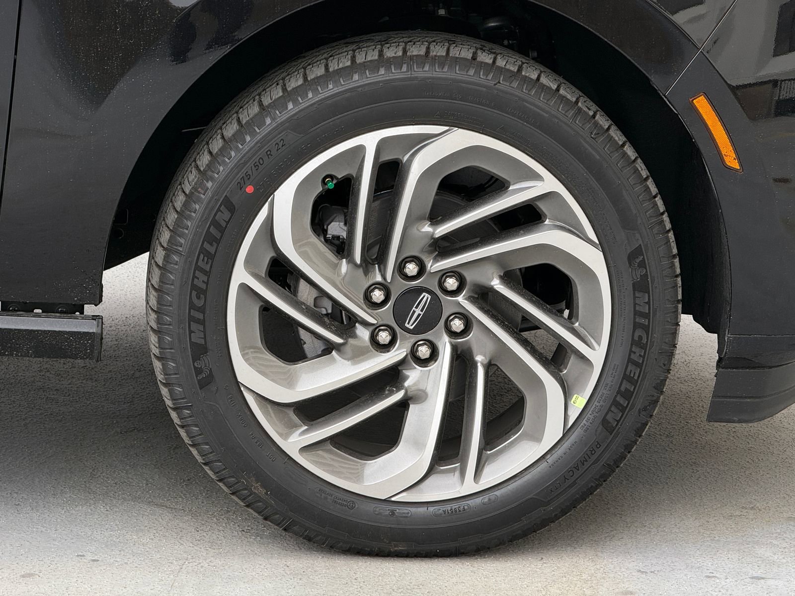 New 2026 Lincoln Navigator Reserve AWD/4WD image 6