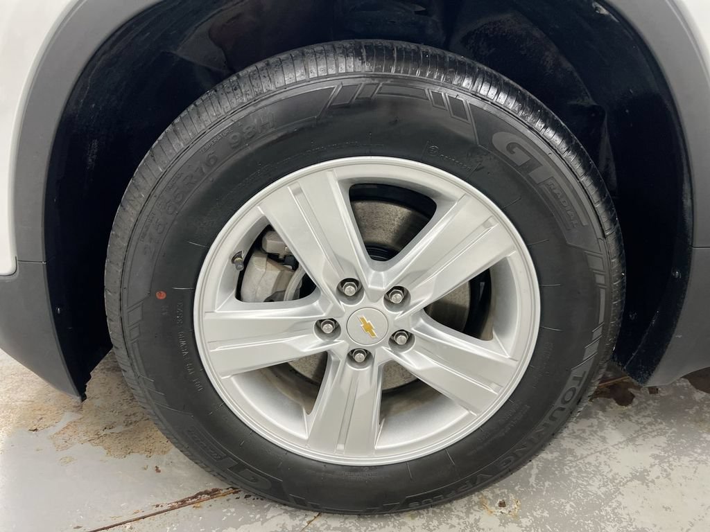Used 2018 Chevrolet Trax LT w/ LT Convenience Package FWD image 26