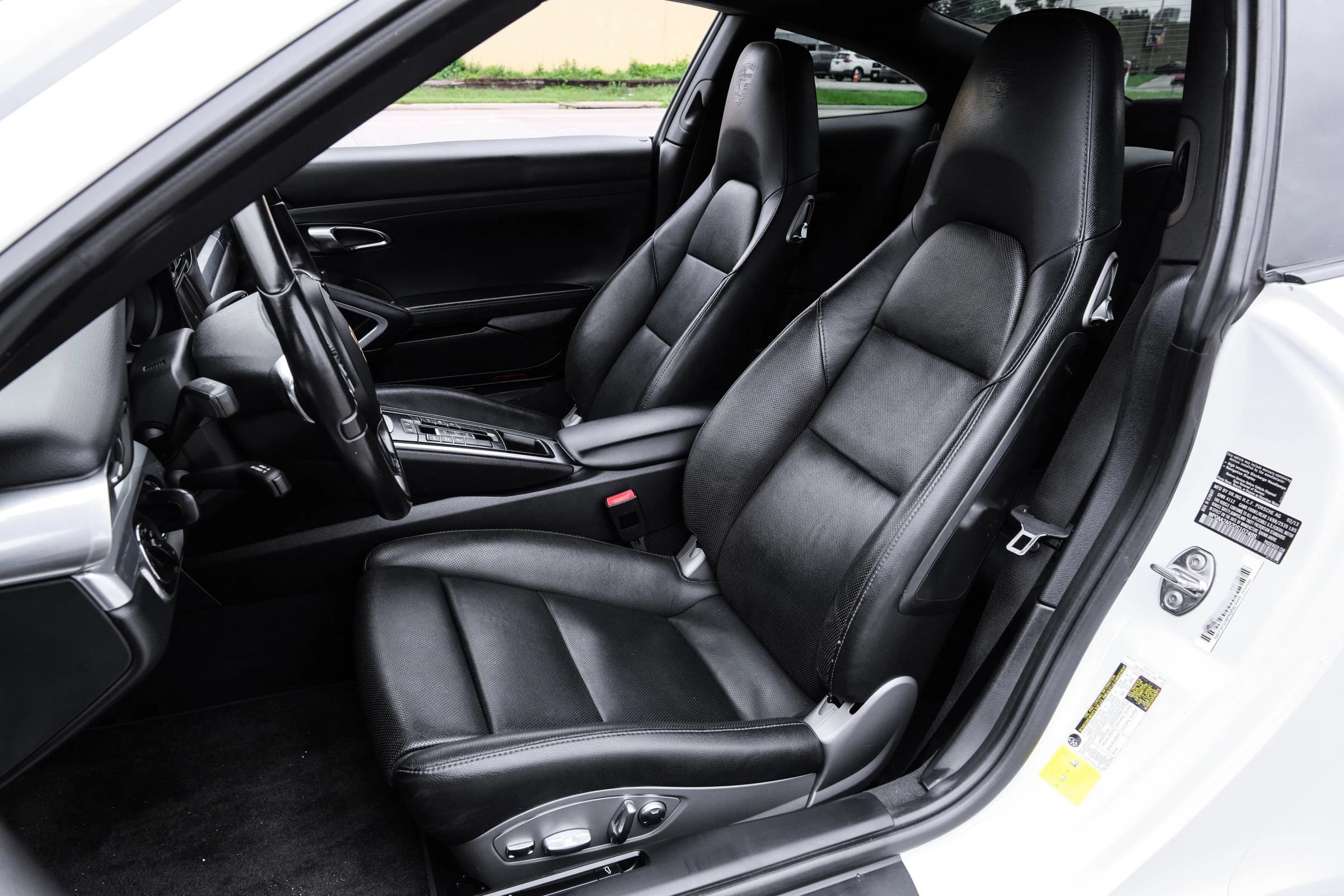 Used 2013 Porsche 911 Carrera 4 AWD/4WD image 30