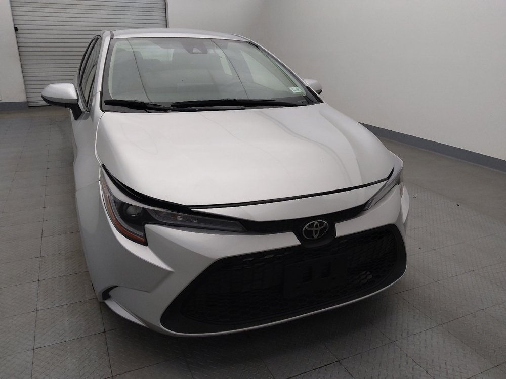 Used 2021 Toyota Corolla LE image 14