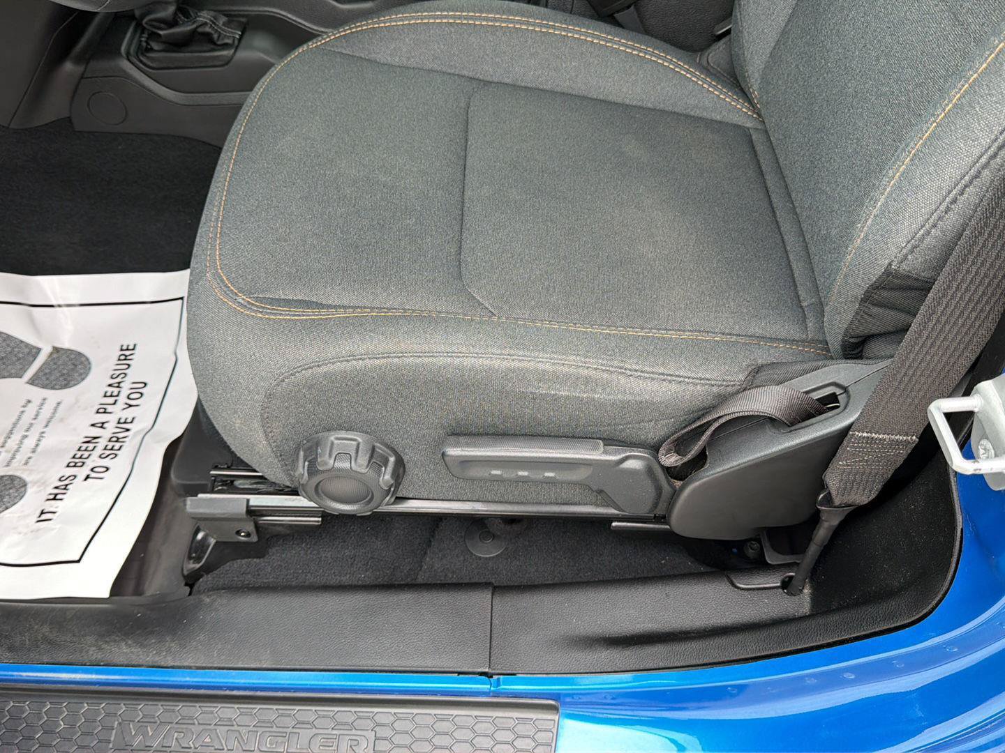 Used 2024 Jeep Wrangler Sport AWD/4WD image 11
