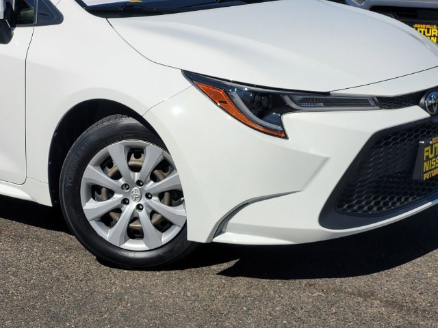 Used 2022 Toyota Corolla LE FWD image 9