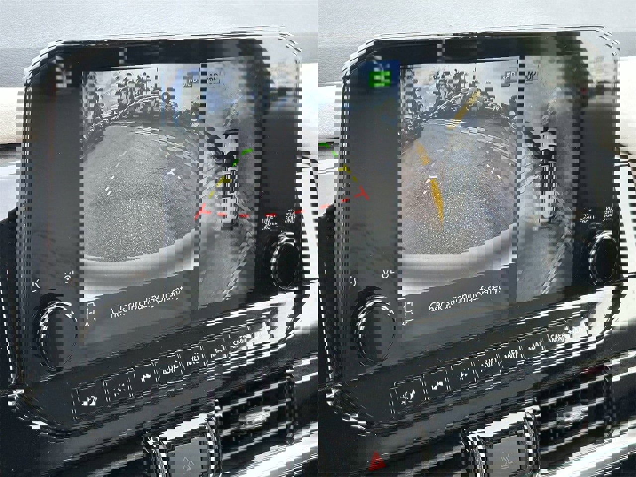 Certified 2023 Nissan Pathfinder SL image 32