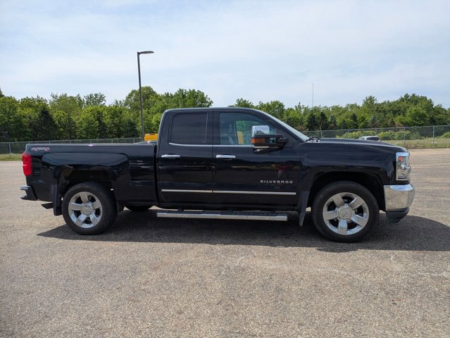 Used 2016 Chevrolet Silverado 1500 LTZ w/ Max Trailering Package AWD/4WD image 4