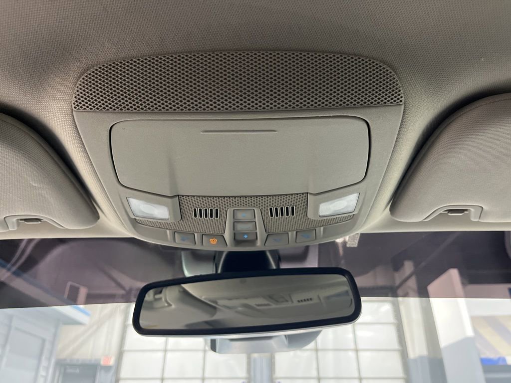 Used 2020 Ford Fusion SE image 32