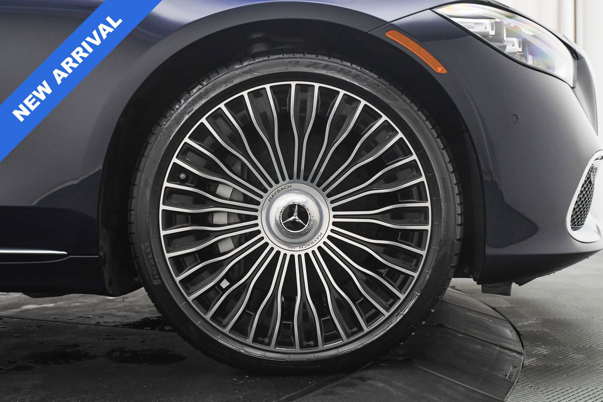 Used 2025 Mercedes-Benz Maybach S 580 4MATIC image 37